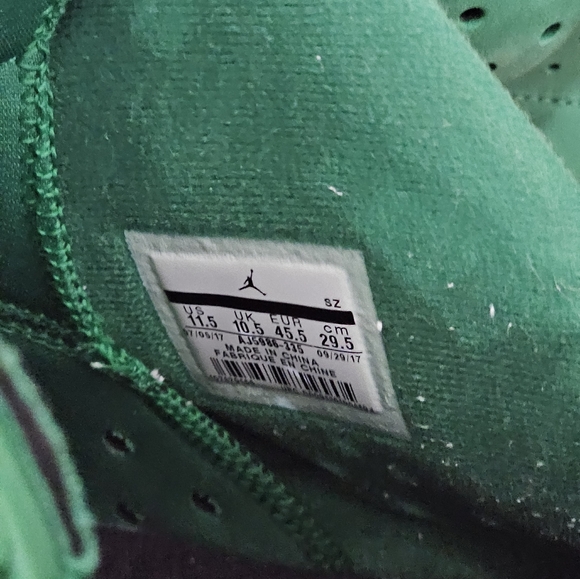 Jordan 11 Gatorade Green - Picture 12 of 15